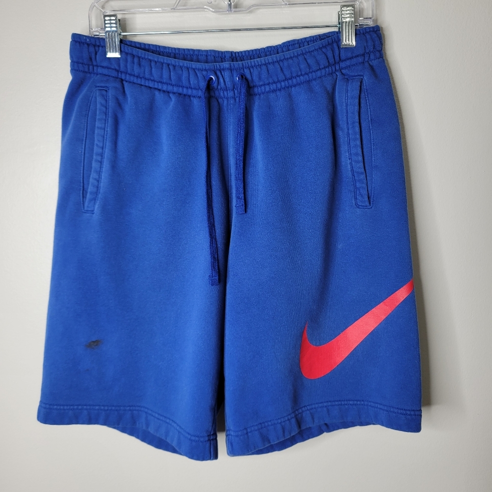 Nike Sportswear Club Indigo Force University Red Sweat Shorts